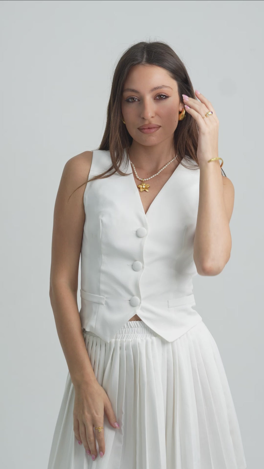 Kamboja Pearls Necklace